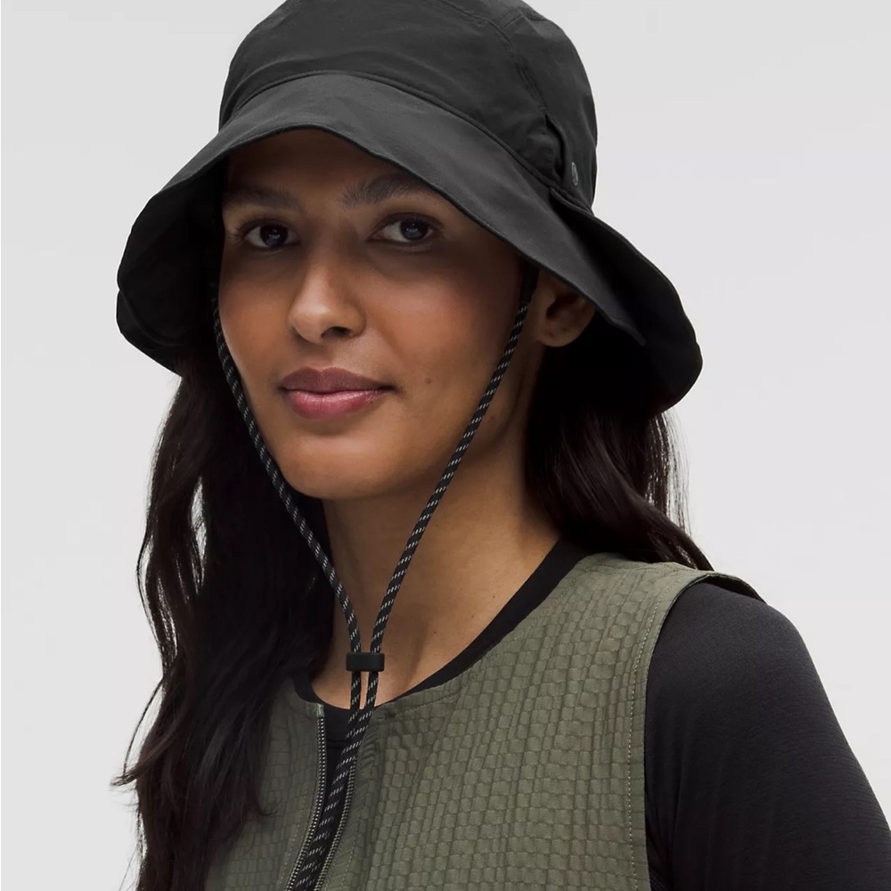 UV-Protective Packable Bucket Hat - Picture 2 of 6